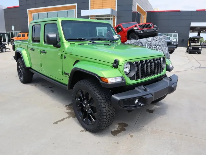 2025 Jeep Gladiator Sport photo 1