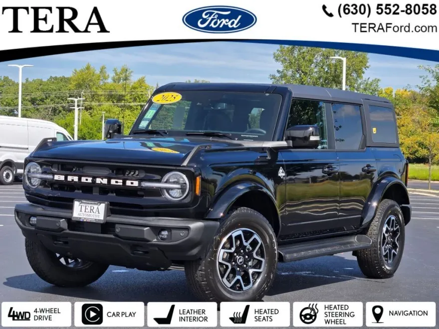 2025 Ford Bronco Outer Banks photo 1