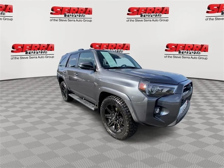 2022 Toyota 4Runner SR5 Premium photo 1