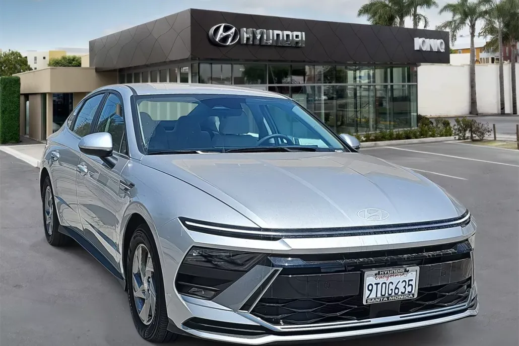 2025 Hyundai Sonata SE photo 1