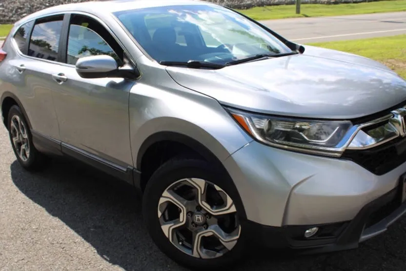 2017 Honda CR-V EX photo 1