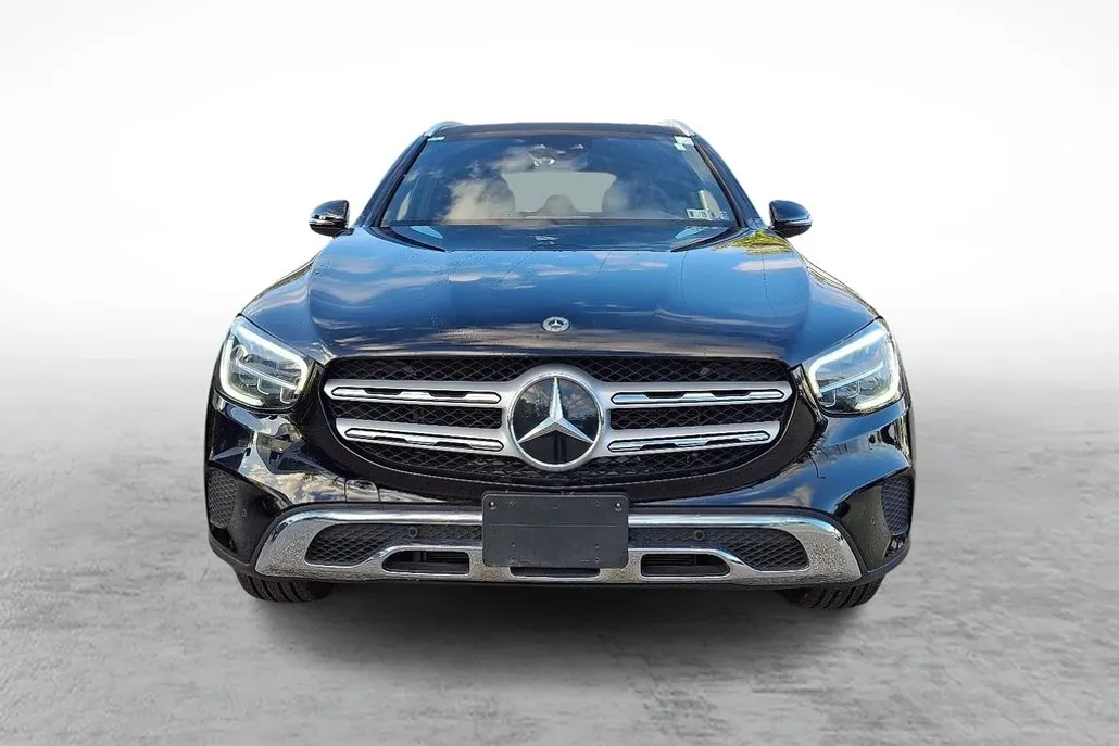 2021 Mercedes Benz GLC 300 photo 1