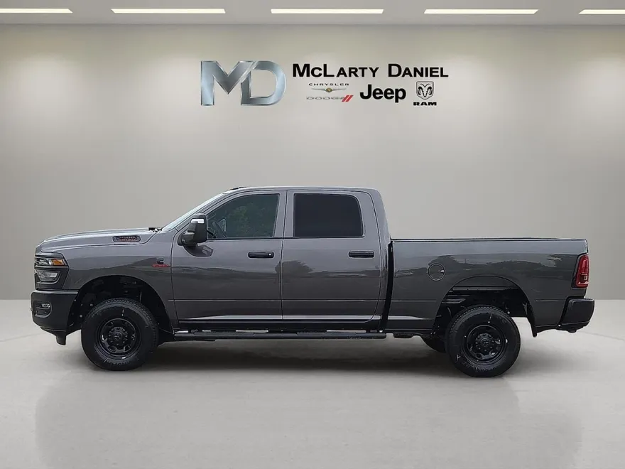 2025 Ram 2500 Tradesman photo 1