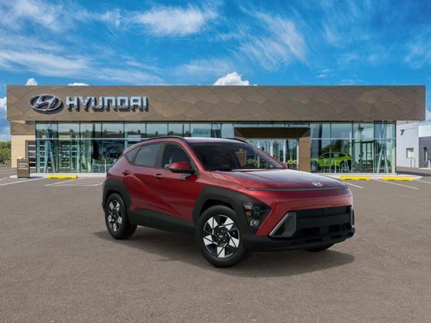 2025 Hyundai Kona SEL photo 1