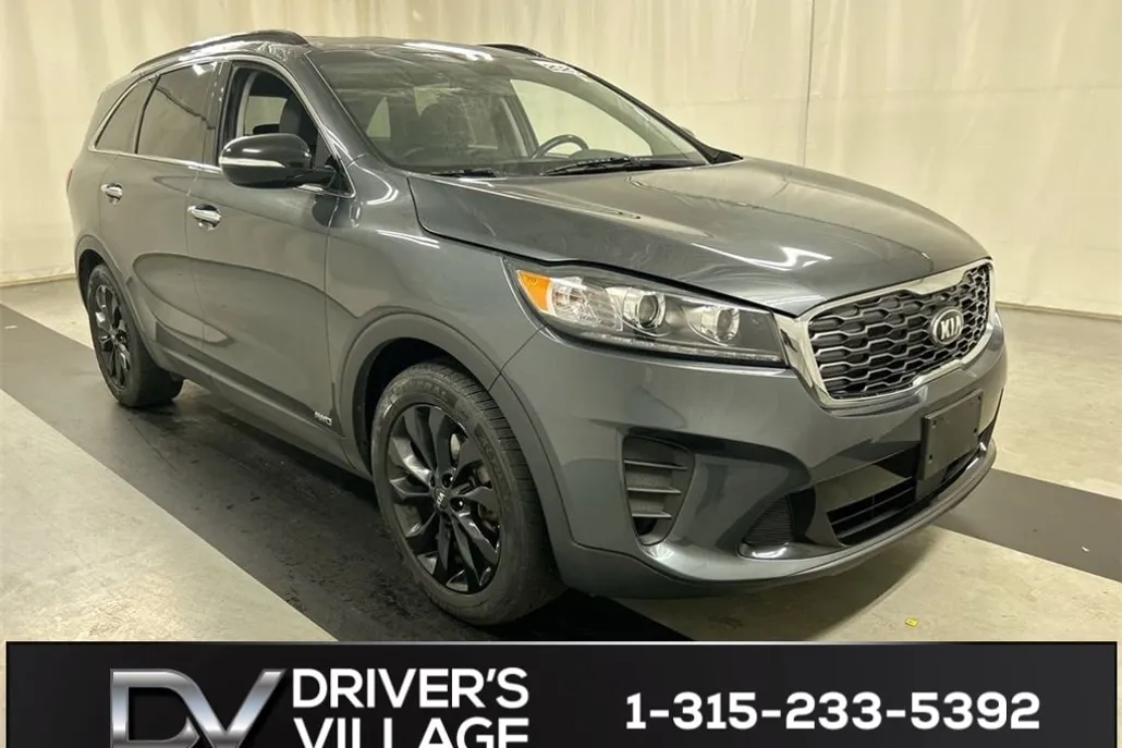 2020 Kia Sorento S photo 1