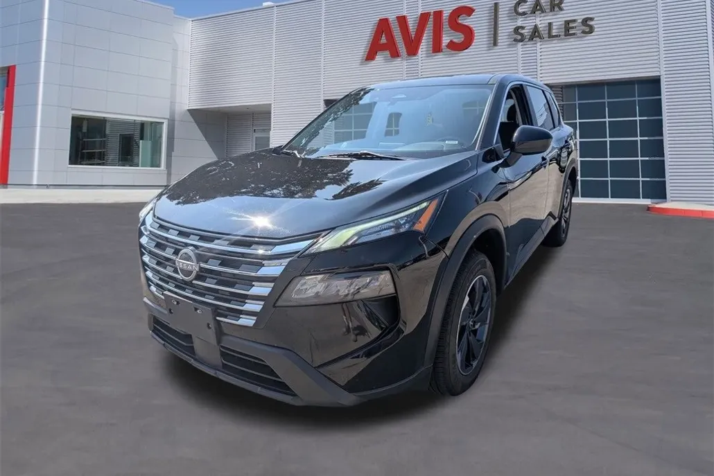 2024 Nissan Rogue SV photo 1