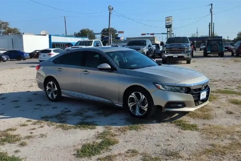 2018 Honda Accord EX-L 2.0T photo 1