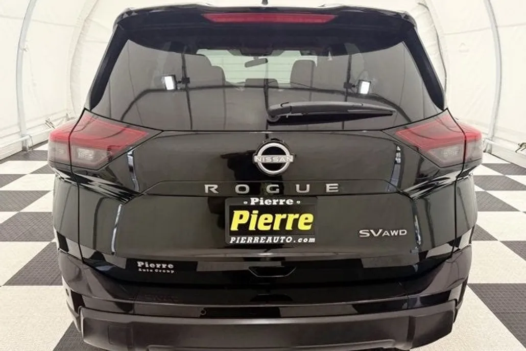 2024 Nissan Rogue SV photo 1