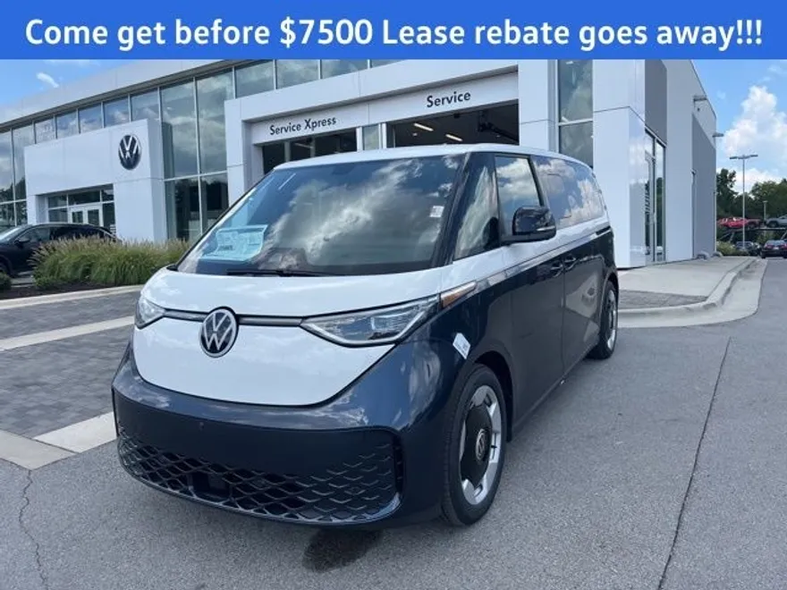 2025 Volkswagen ID. Buzz Pro Plus photo 1
