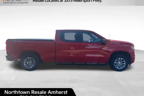 2022 Chevrolet Silverado 1500 RST photo 2