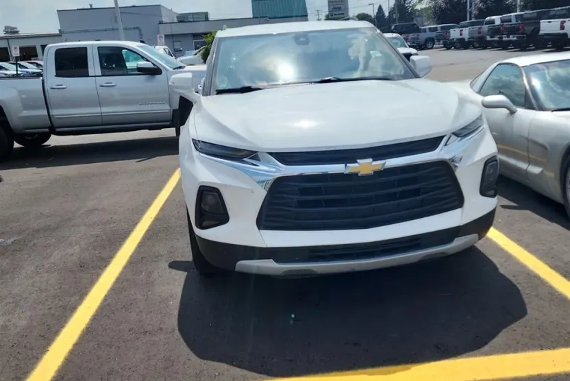 2022 Chevrolet Blazer 2LT photo 1