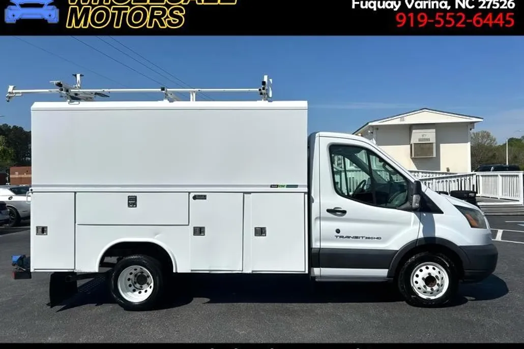 2016 Ford Transit photo 1