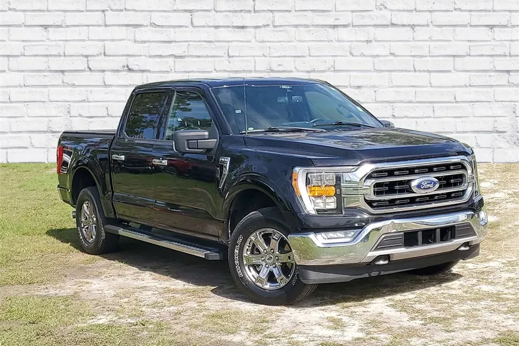 2021 Ford F-150 XLT photo 1