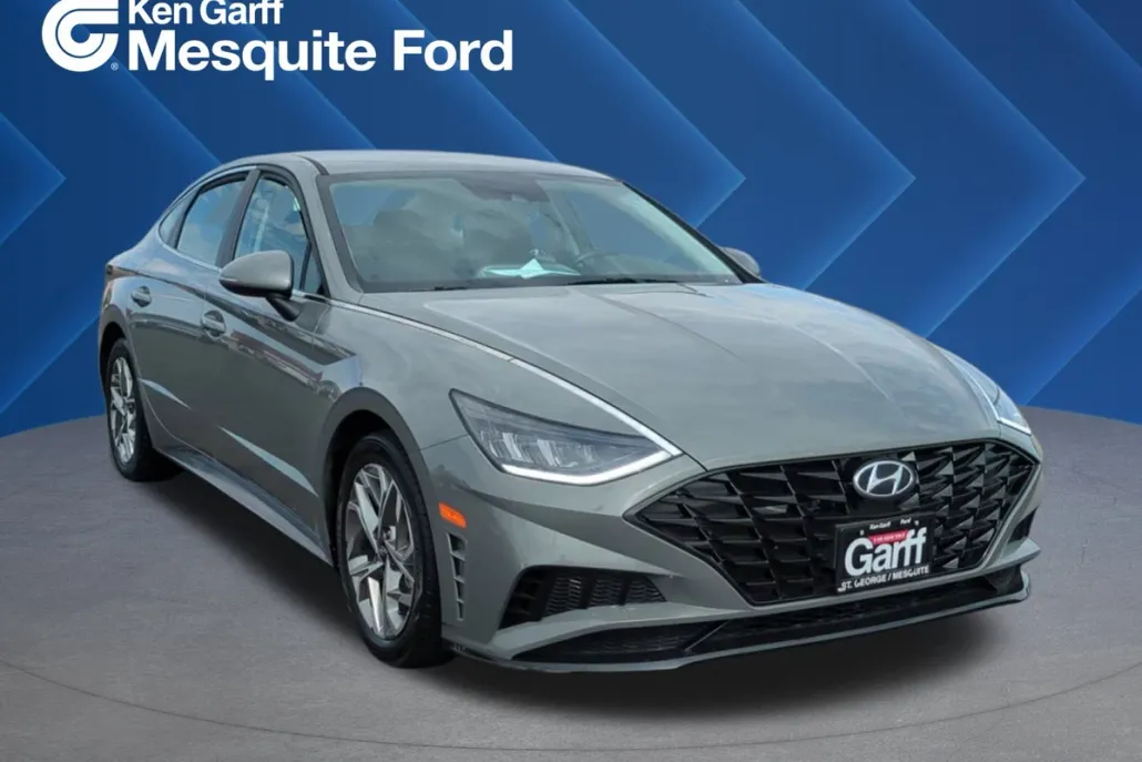 2021 Hyundai Sonata SEL photo 1