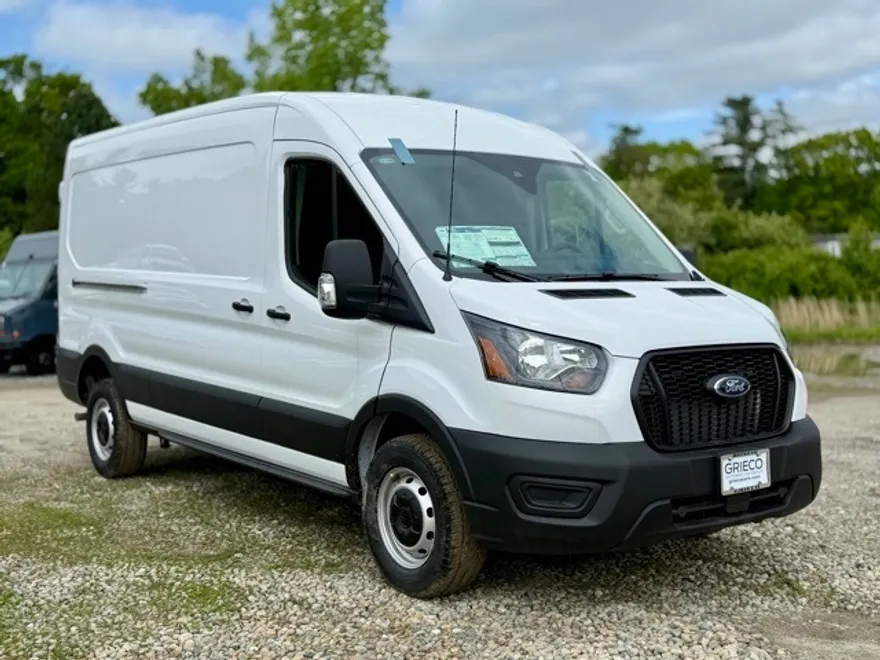 2025 Ford Transit Cargo Van photo 1