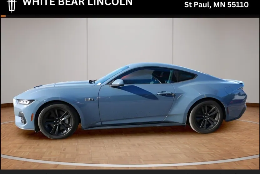 2024 Ford Mustang GT photo 1
