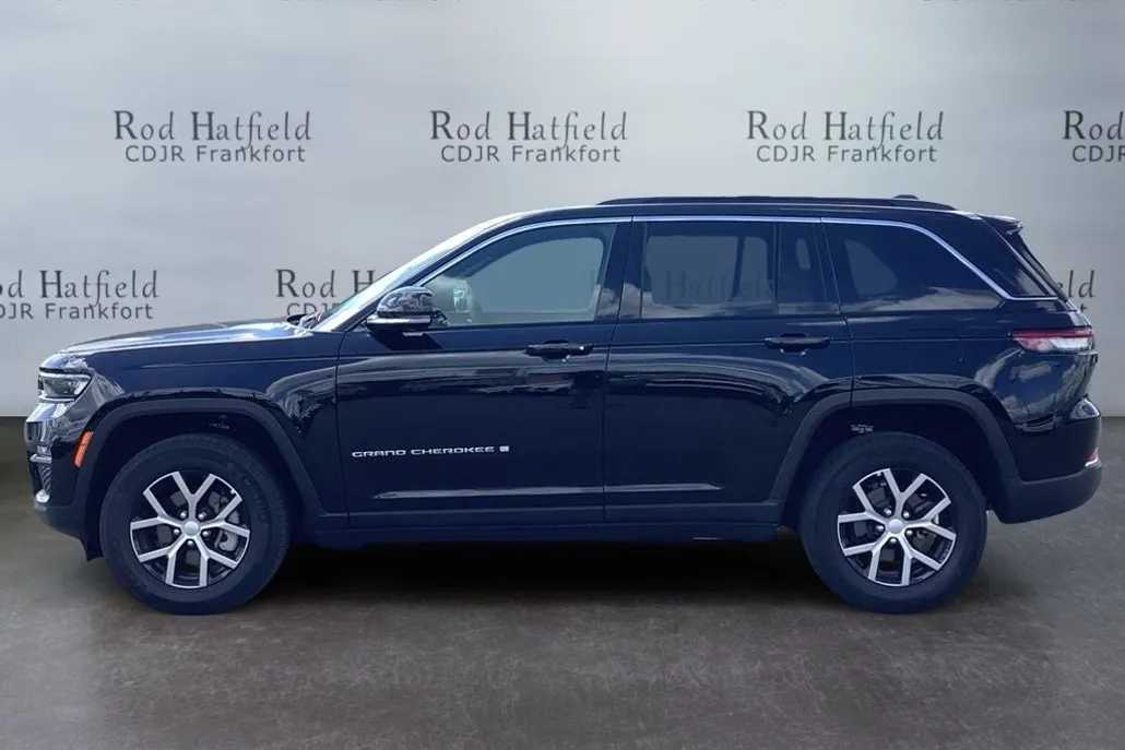 2024 Jeep Grand Cherokee Limited photo 1