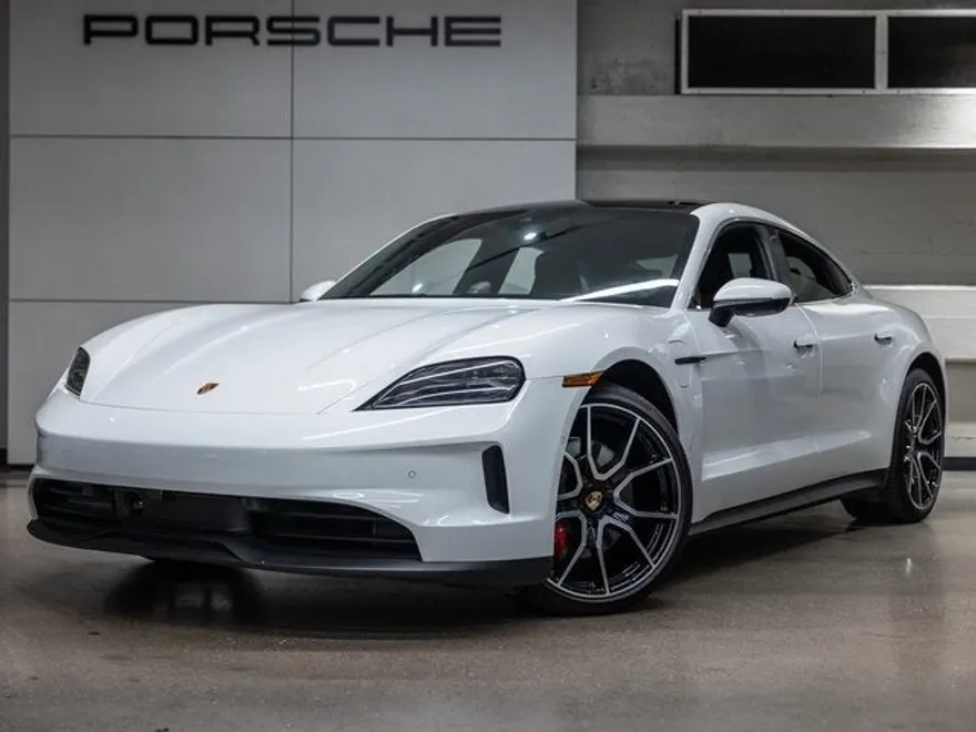 2025 Porsche Taycan 4S photo 1