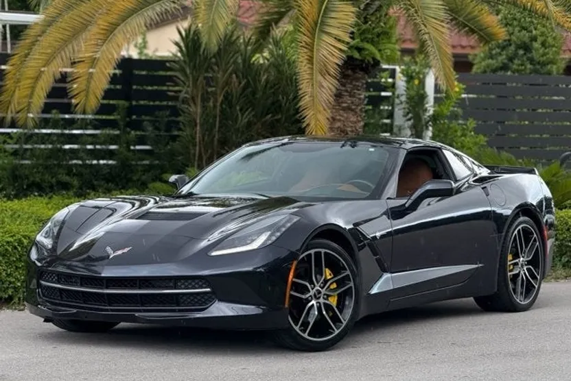 2015 Chevrolet Corvette Stingray 3LT photo 1