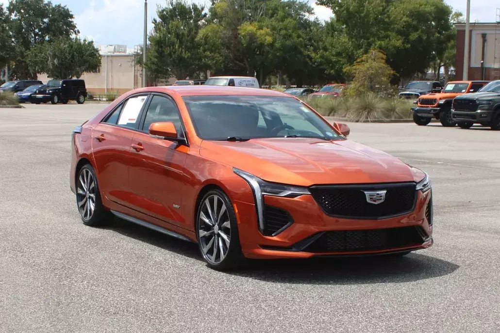 2022 Cadillac CT4 photo 1