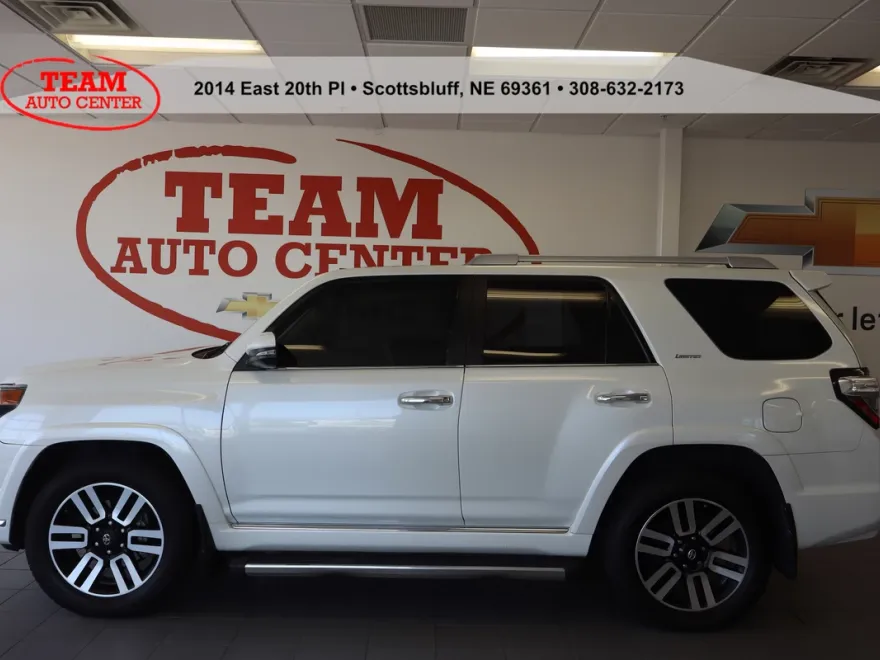 2021 Toyota 4Runner Limited photo 1