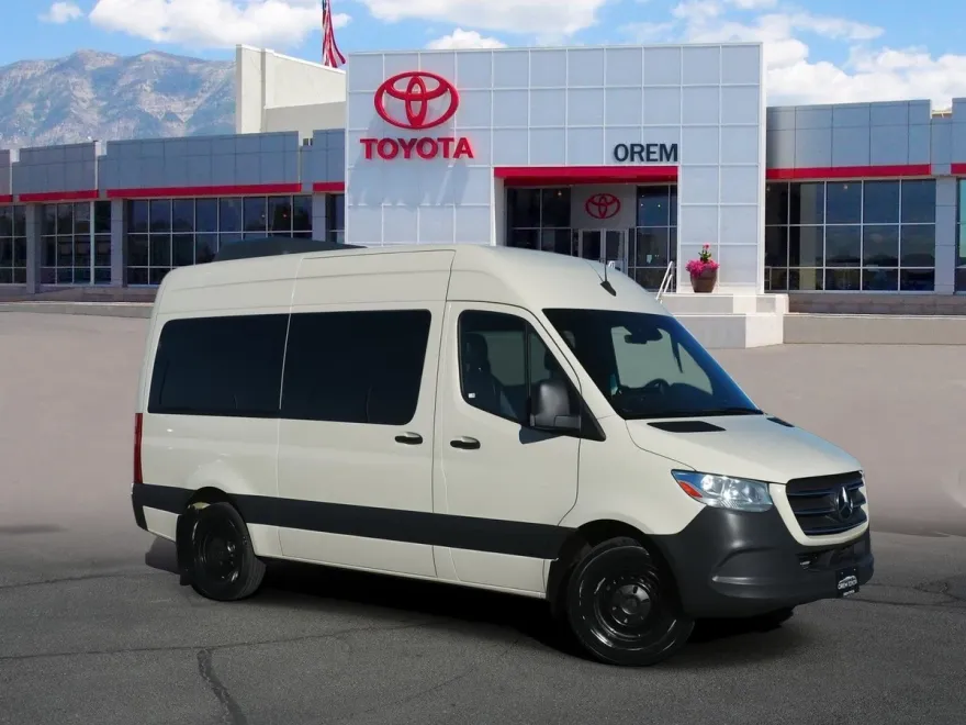 2021 Mercedes Benz Sprinter Passenger Van 2500 Standard Roof photo 1