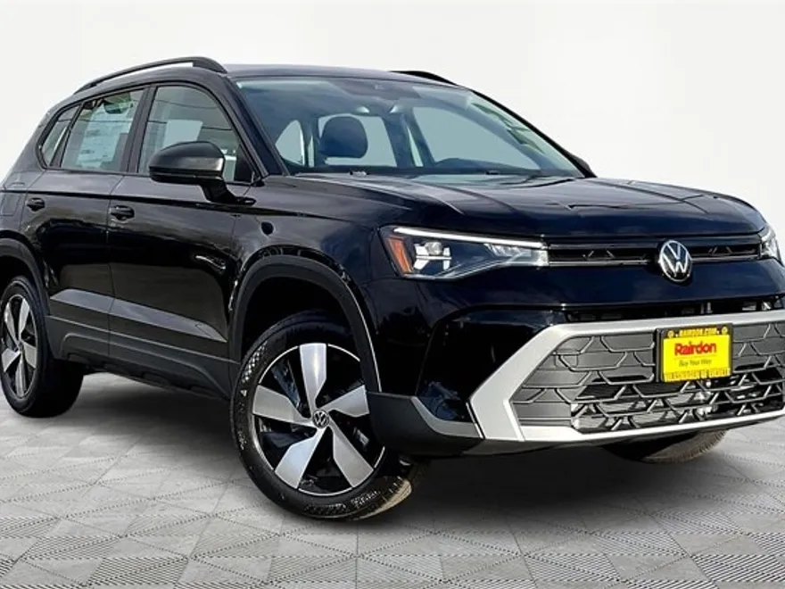2025 Volkswagen Taos S photo 1