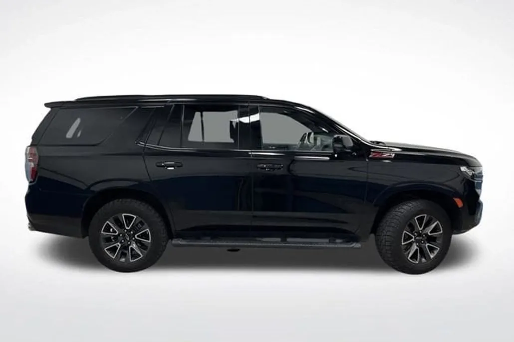 2022 Chevrolet Tahoe Z71 photo 1