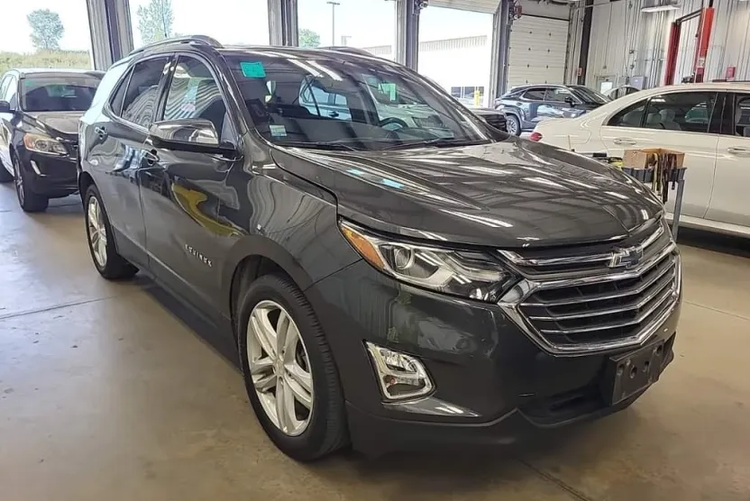 2019 Chevrolet Equinox Premier photo 1