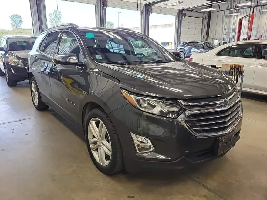2019 Chevrolet Equinox Premier photo 1