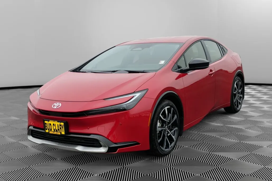 2024 Toyota Prius Prime XSE photo 1