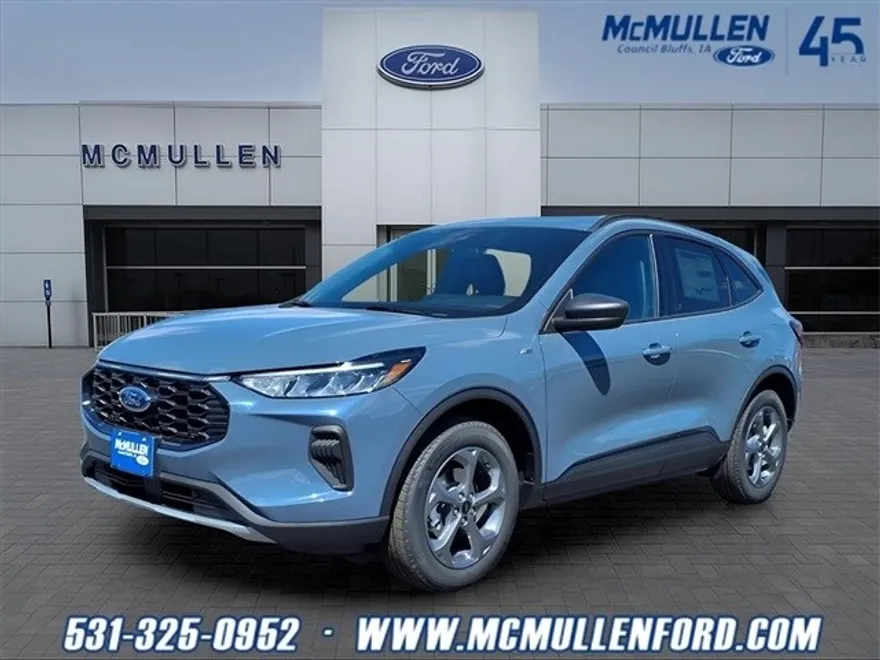 2025 Ford Escape ST-Line photo 1