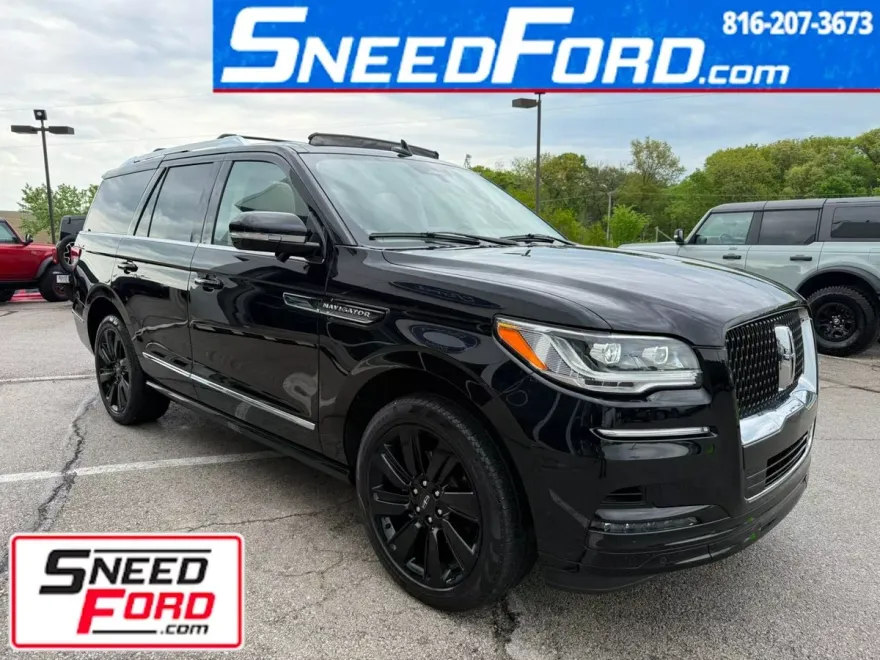 2023 Lincoln Navigator Reserve photo 1
