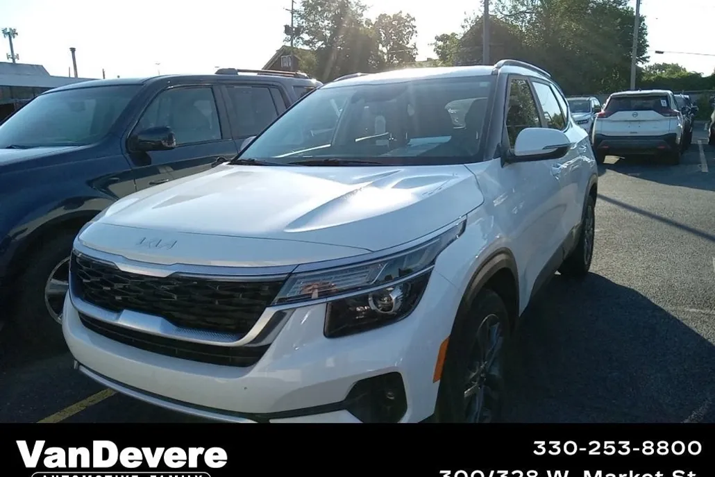 2023 Kia Seltos S photo 1