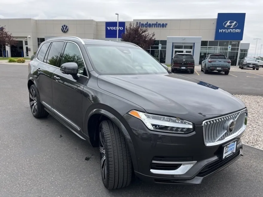 2025 Volvo XC90 T8 photo 1