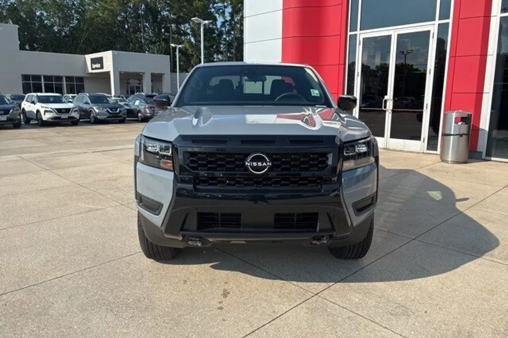2026 Nissan Frontier SV photo 1