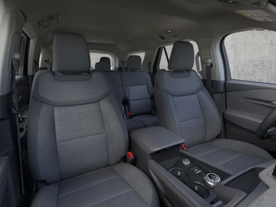 2025 Ford Explorer photo 1