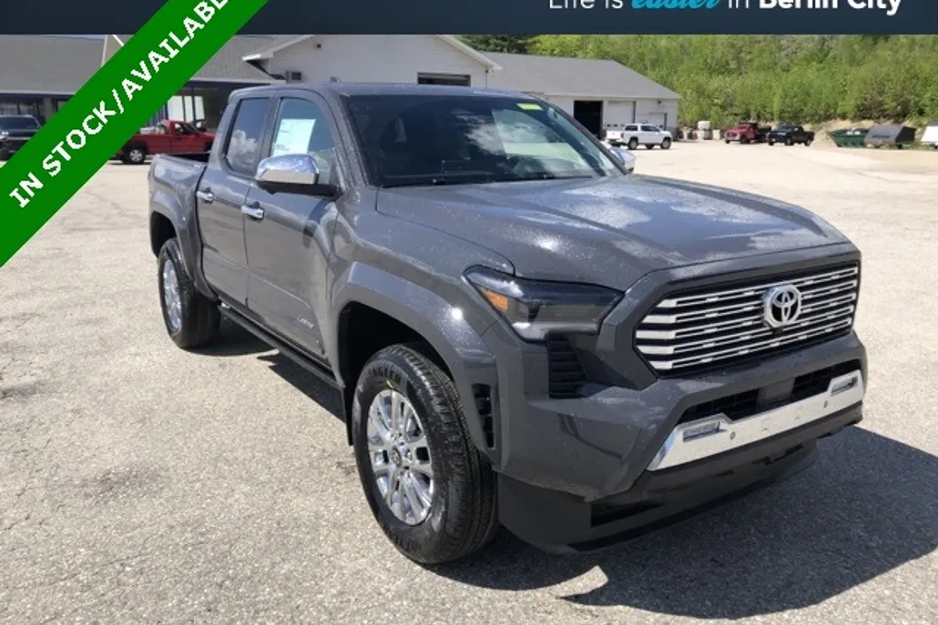 2025 Toyota Tacoma Limited photo 1