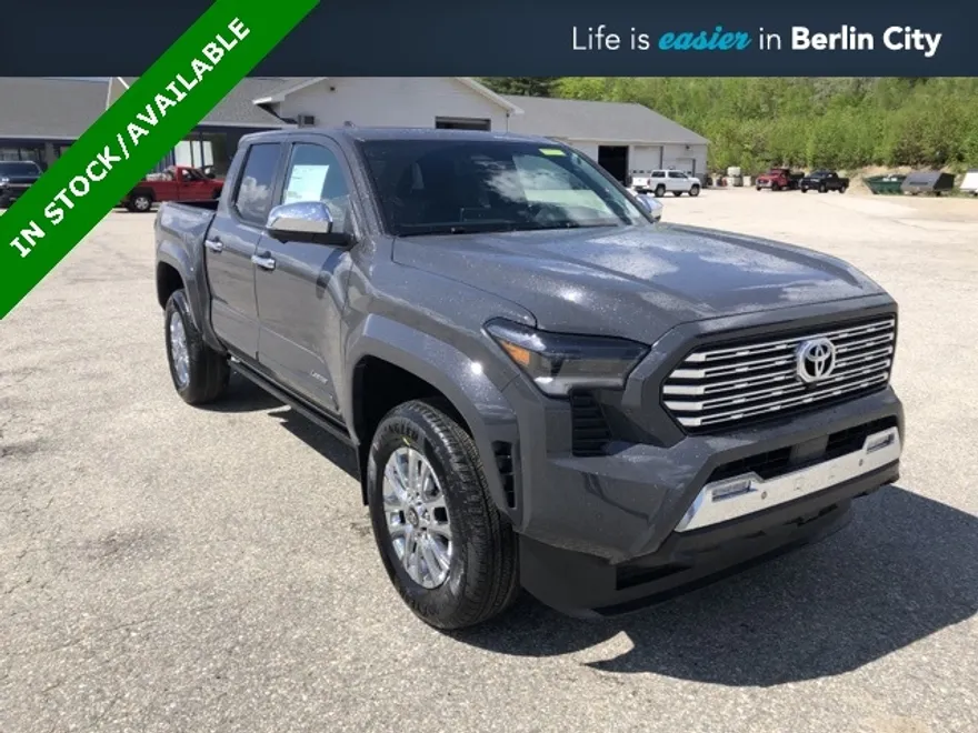 2025 Toyota Tacoma Limited photo 1