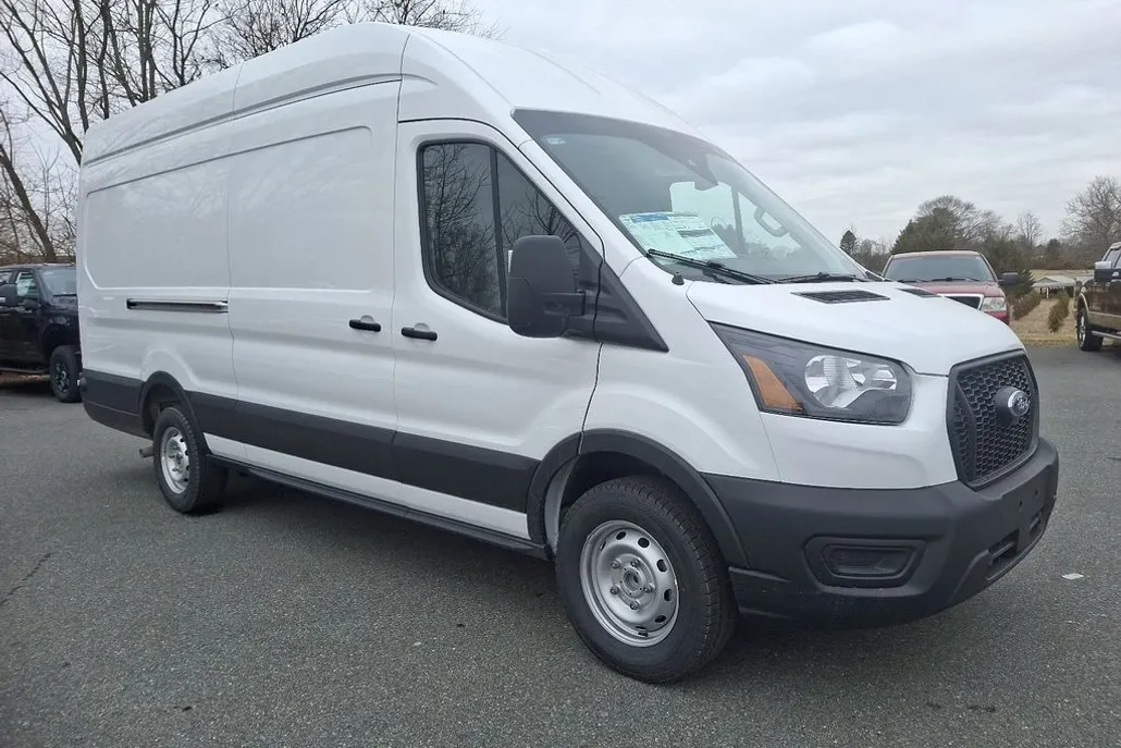 2025 Ford Transit photo 1