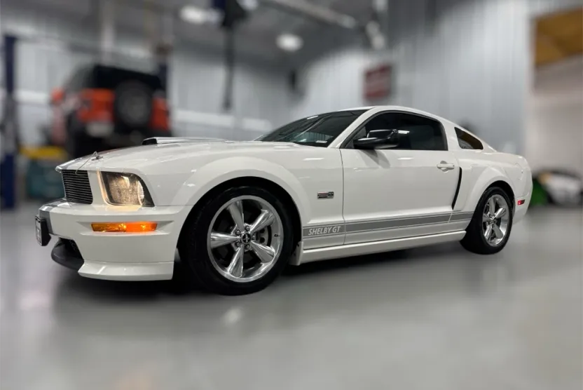 2007 Ford Mustang GT photo 1