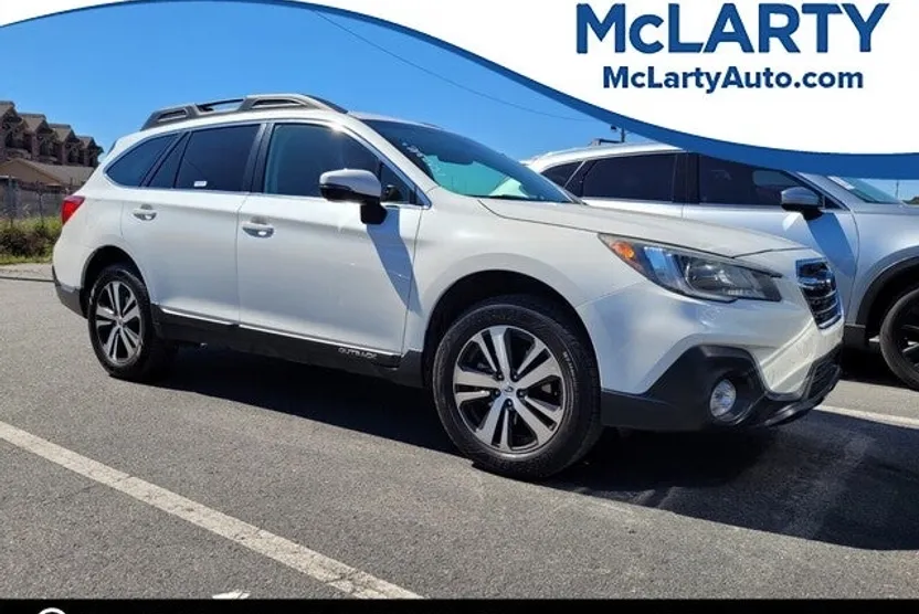 2019 Subaru Outback 2.5i Limited photo 1