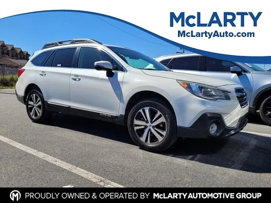 2019 Subaru Outback 2.5i Limited photo 1