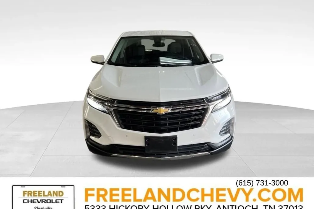 2024 Chevrolet Equinox LT photo 1