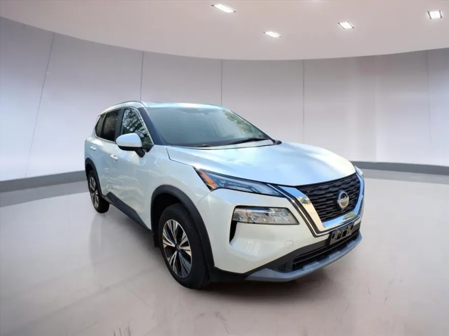 2023 Nissan Rogue SV photo 1