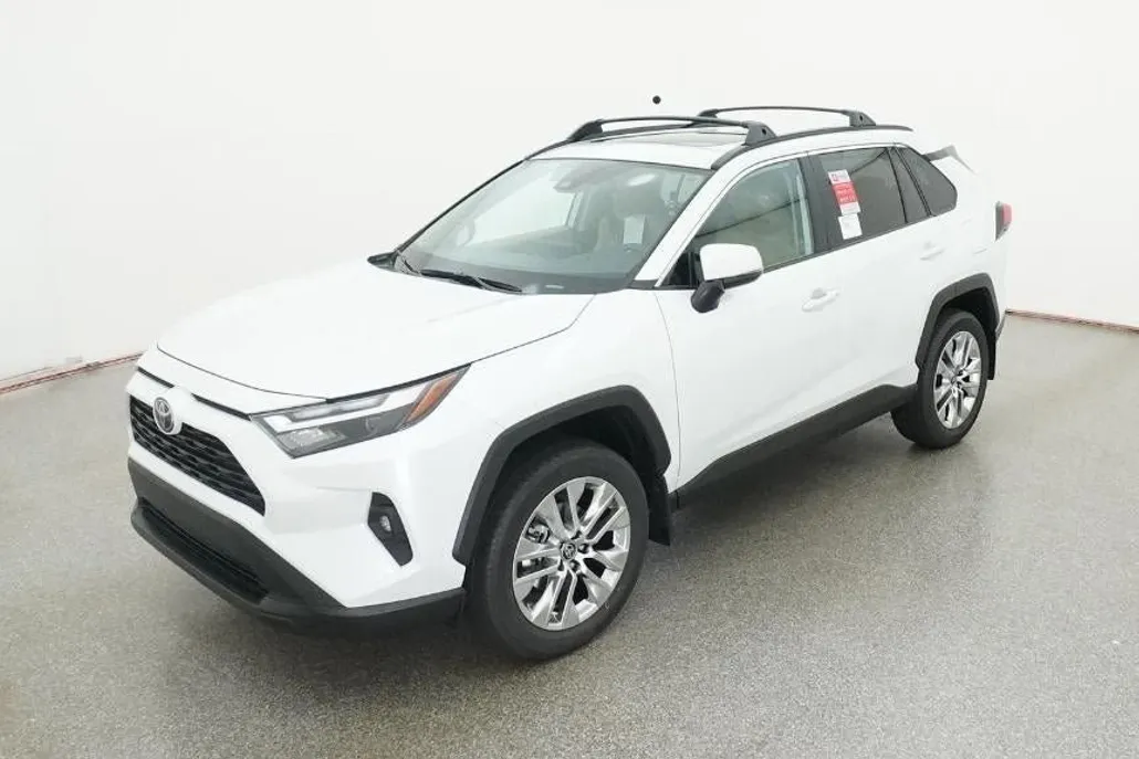 2025 Toyota RAV4 XLE Premium photo 1