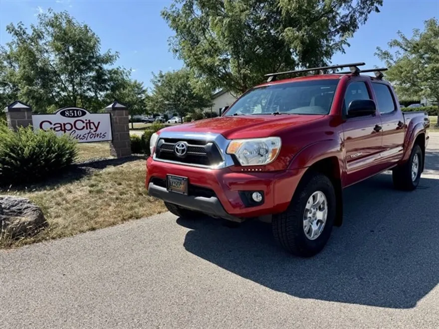 2015 Toyota Tacoma V6 4x4 Double Cab photo 1
