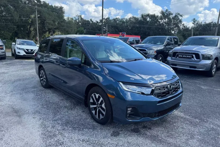 2025 Honda Odyssey EX-L photo 1