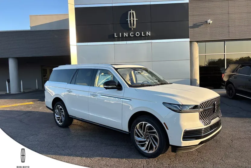 2025 Lincoln Navigator L Reserve photo 1