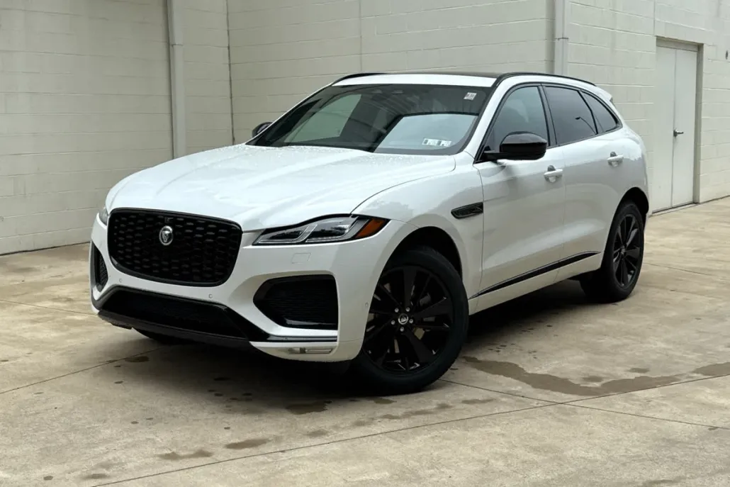 2026 Jaguar F-PACE P250 R-Dynamic S photo 1